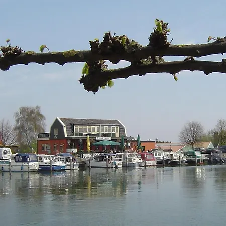 Markermeer Chalet Bovenkarspel